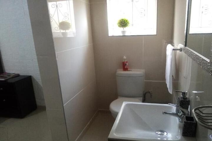 Room 16 of 25
