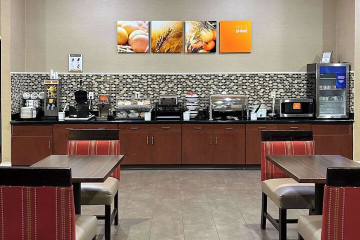 Breakfast area