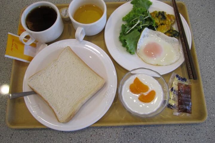 Breakfast/Coffee Service 26 of 32