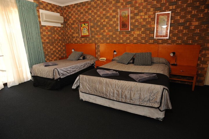 Room 29 of 75
