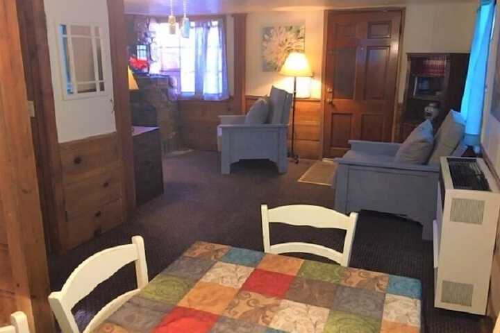 Room 201 of 462