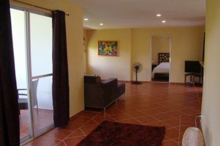 Room 14 of 36