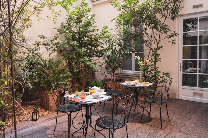 Terrace/Patio 20 of 35