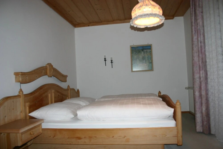 guest_rooms