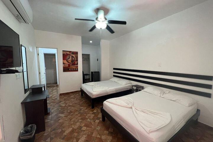 Room 7 of 17