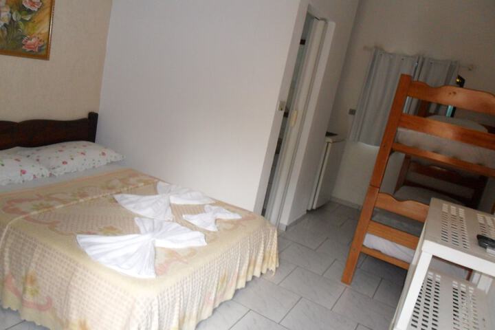 Room 10 of 47