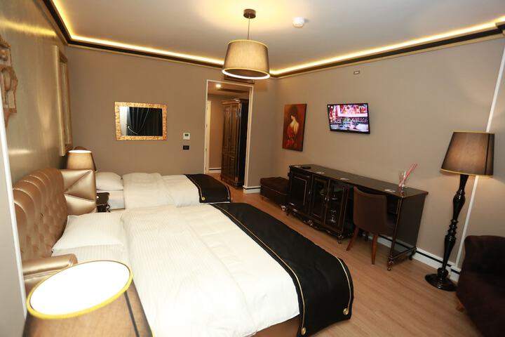 Room 5 of 59