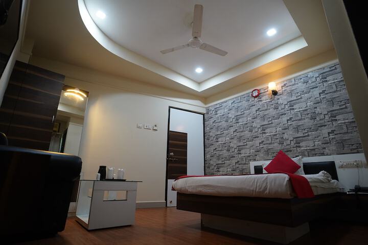 Room 26 of 44