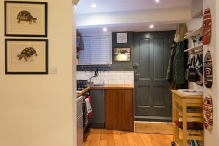 General 11 of 16