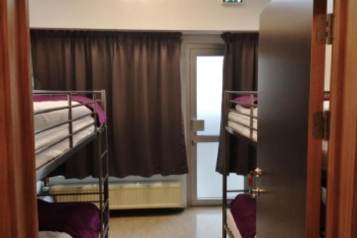 Room 273 of 276