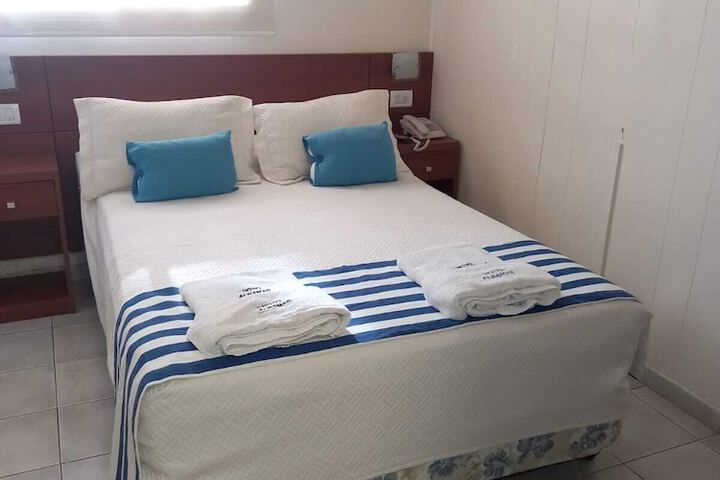 Room 2 of 12