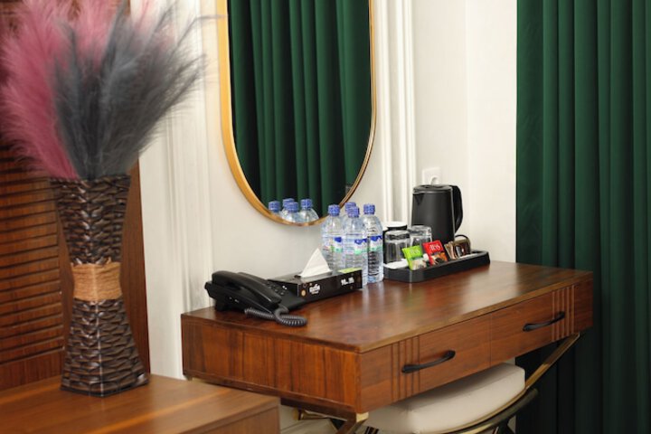 Room 5 of 67