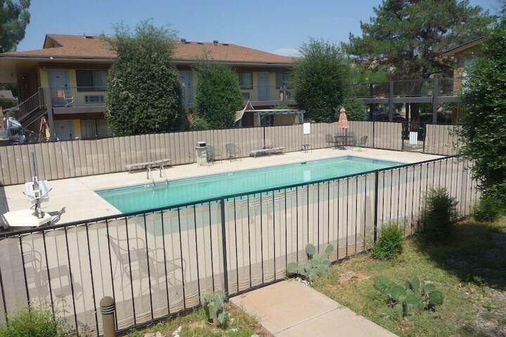 Pool 66 of 91