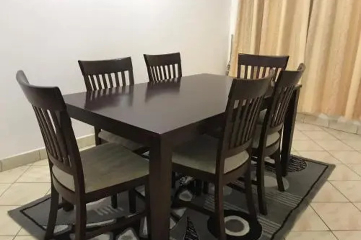 Dining 11 of 15