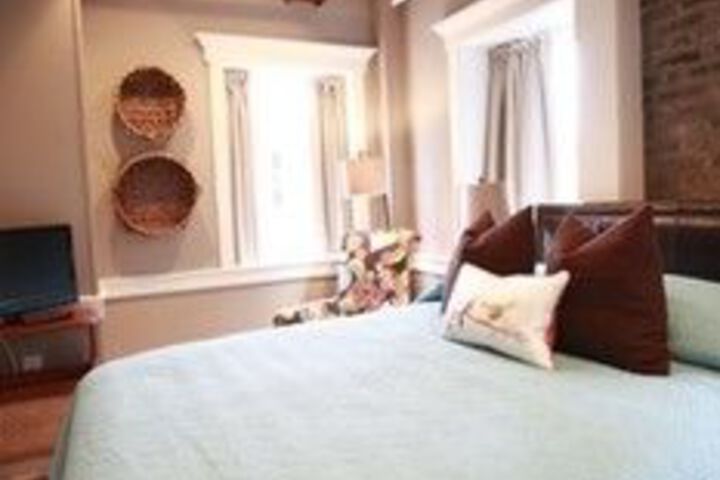 Room 6 of 20