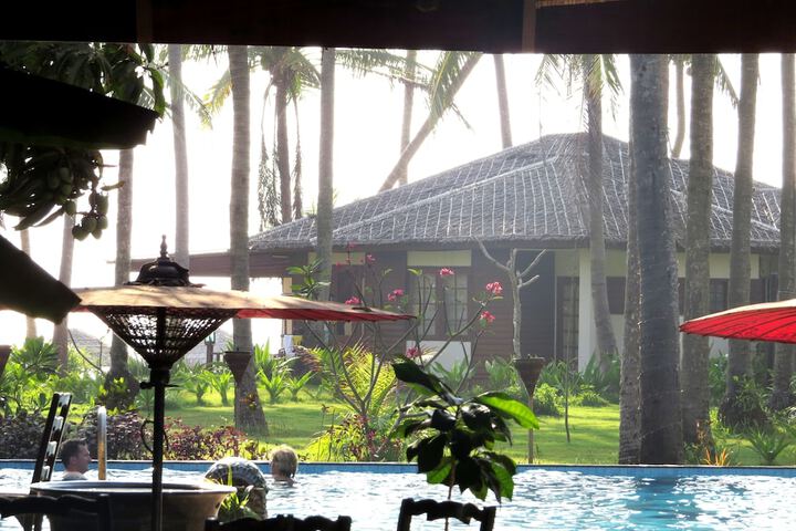 Pool 30 of 68