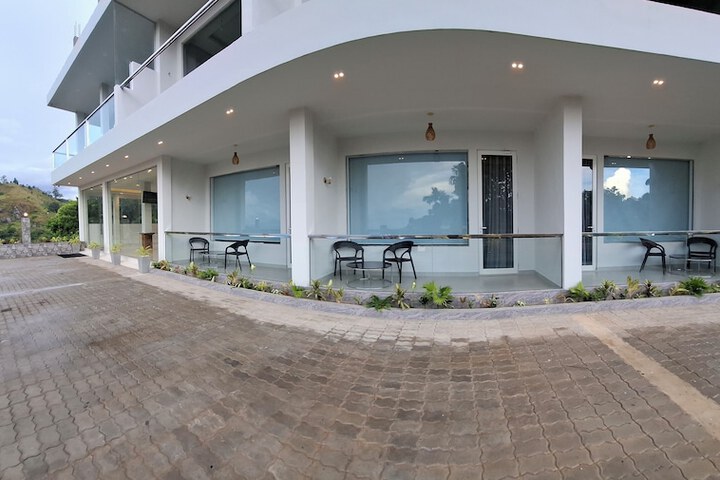 Hotel 72 of 86