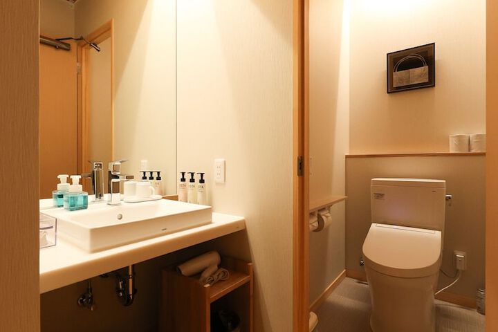 Room 20 of 79