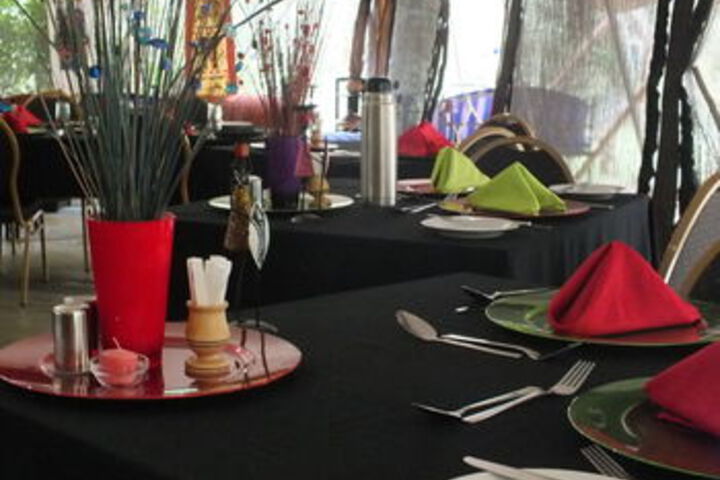 Dining 5 of 31