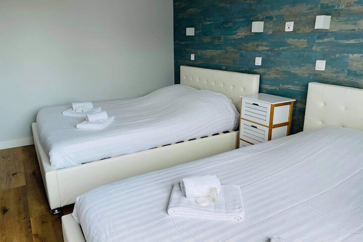 Room 15 of 116