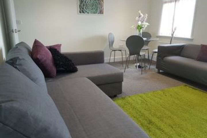 Room 12 of 38