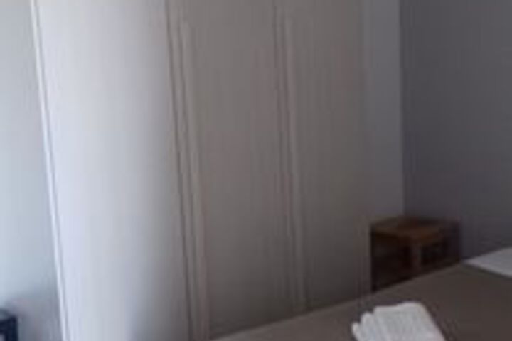 Room 21 of 28