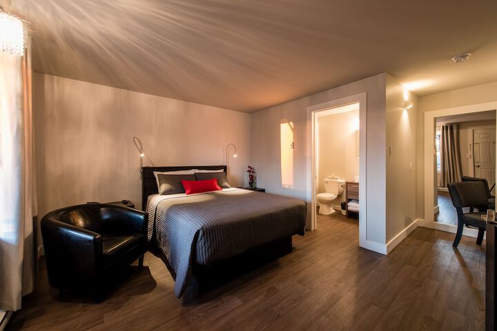Room 15 of 40