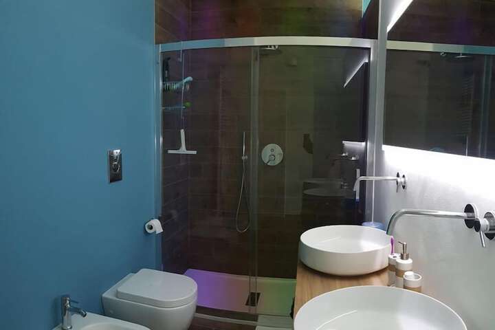 Room 17 of 19