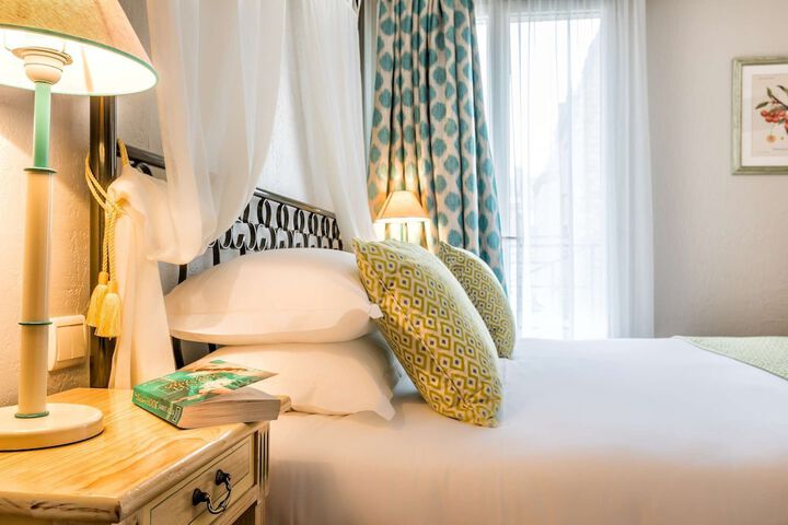 Room 20 of 49