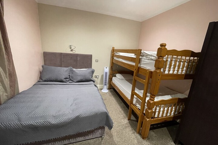 Room 21 of 31