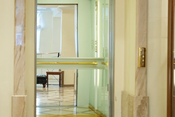 Elevator