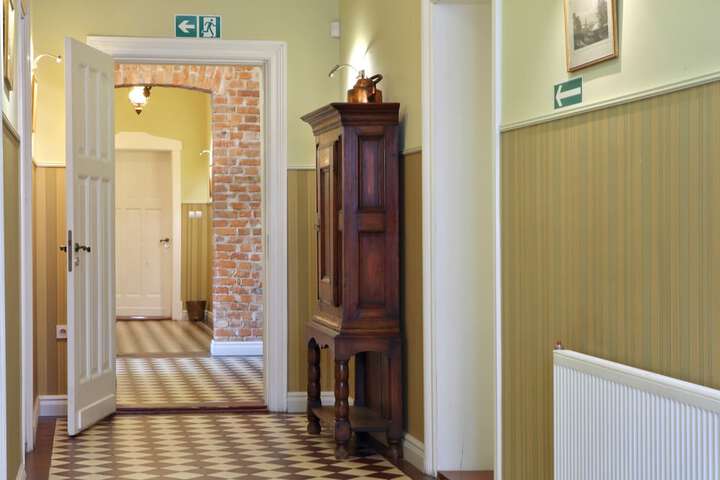 Hotel Interior 96 of 101