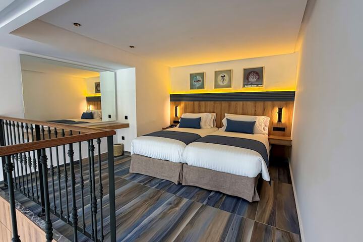 Room 20 of 117