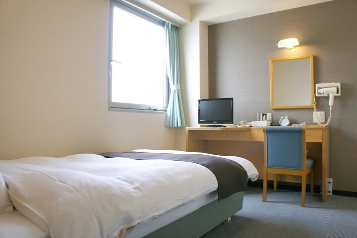 Room 16 of 51