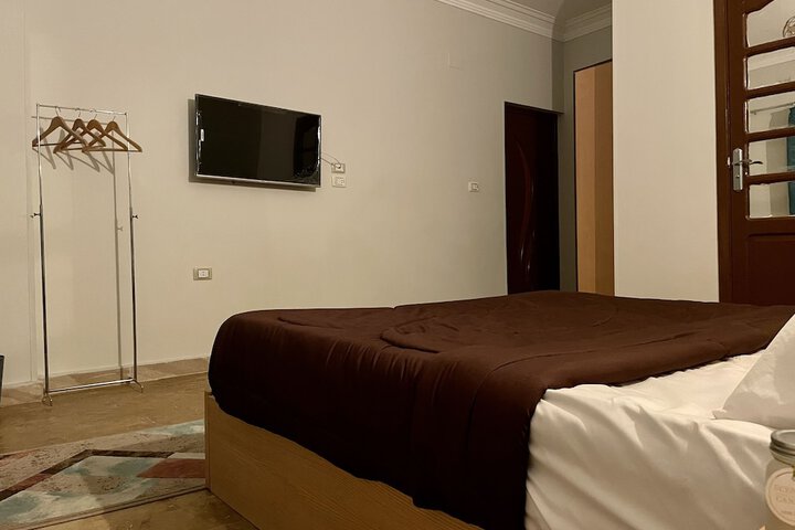 Room 14 of 37