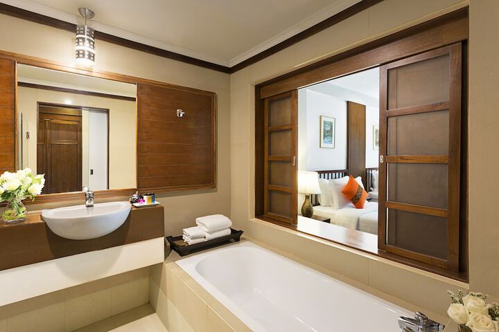 Room 45 of 90