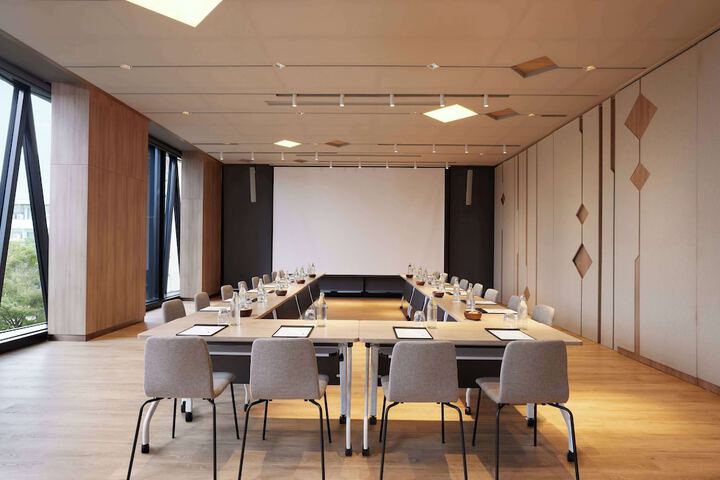 Meeting 61 of 79