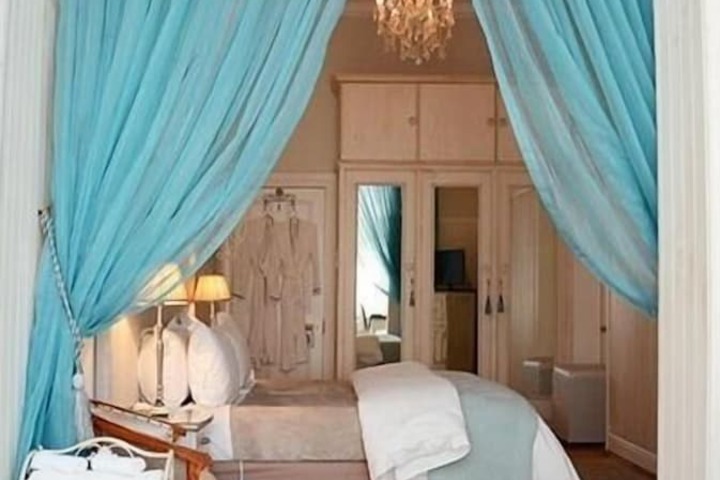 Room 21 of 57