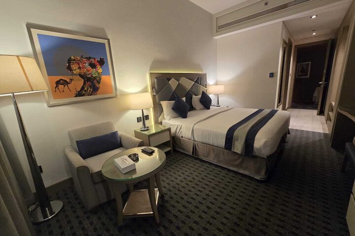 Room 6 of 26