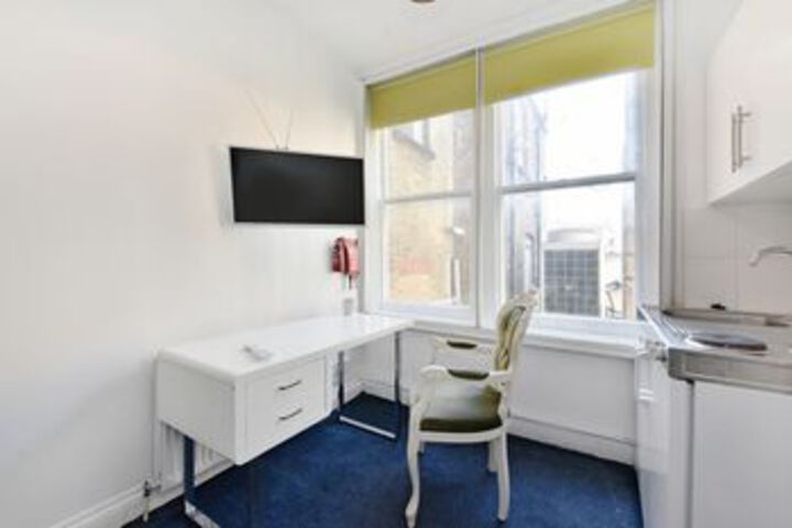 Room 43 of 51