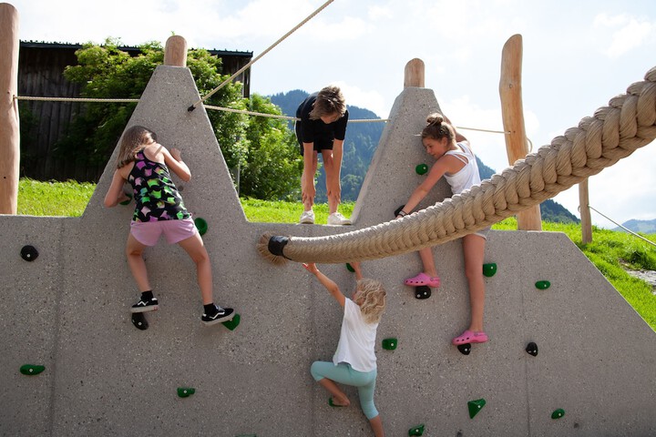 Childrens Activities 60 of 78