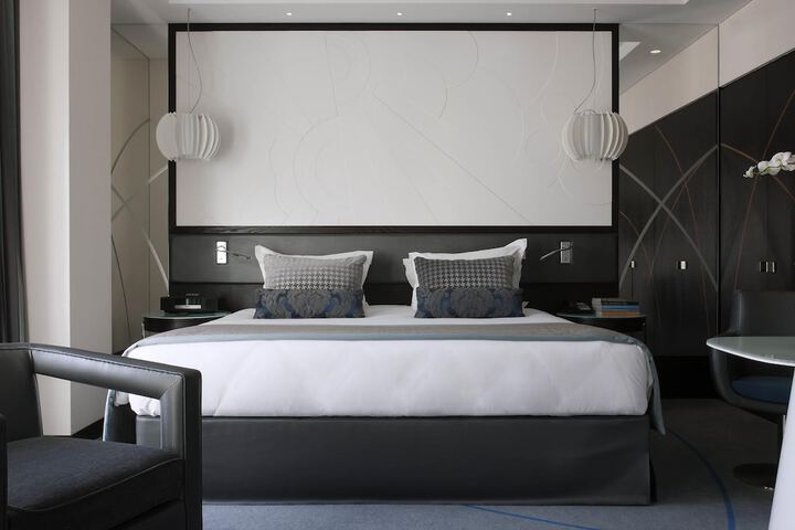 Room 42 of 116