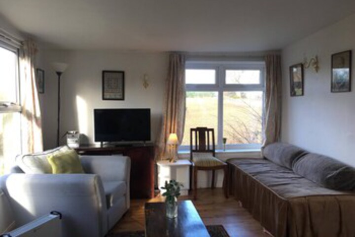 Room 52 of 116