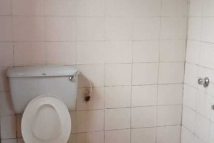 Room 7 of 13