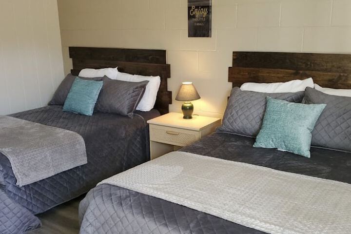 Room 3 of 37
