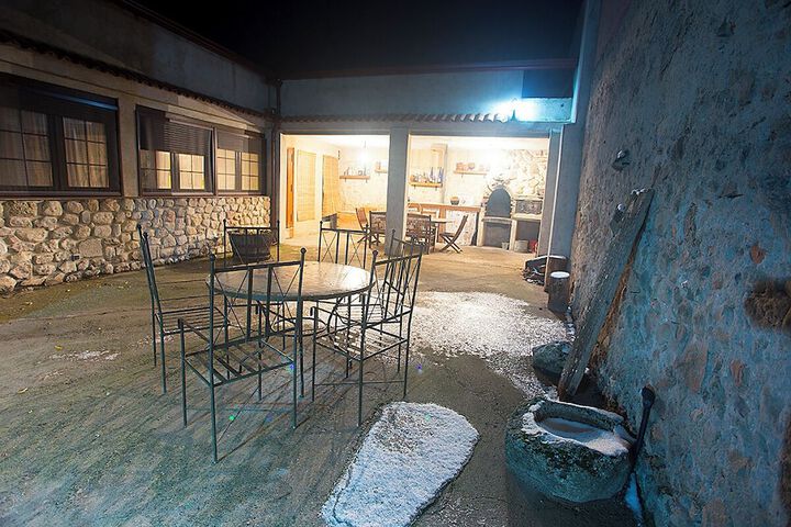 Terrace/Patio 16 of 28