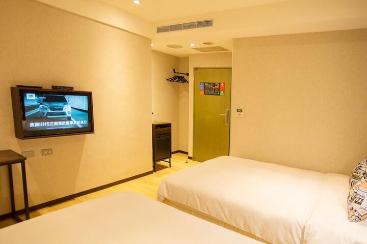 Room 31 of 41
