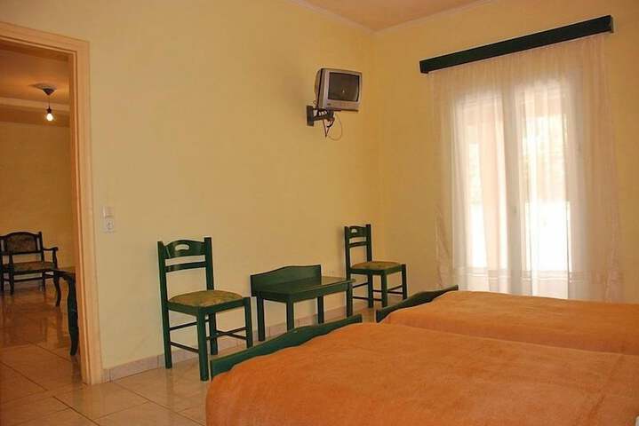 Room 19 of 53