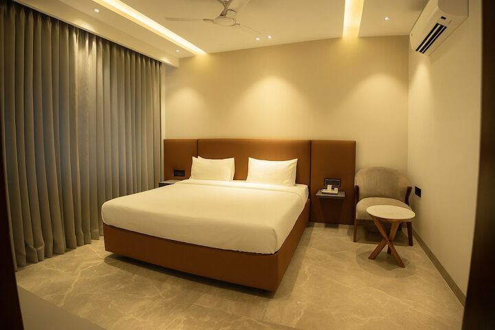 Room 10 of 47