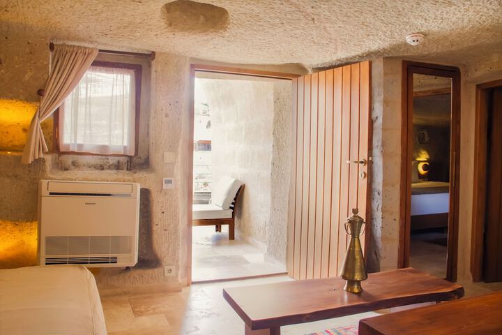 Room 46 of 119